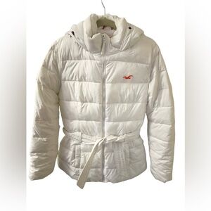 Hollister White Puffer Jacket with Hood-Size Large